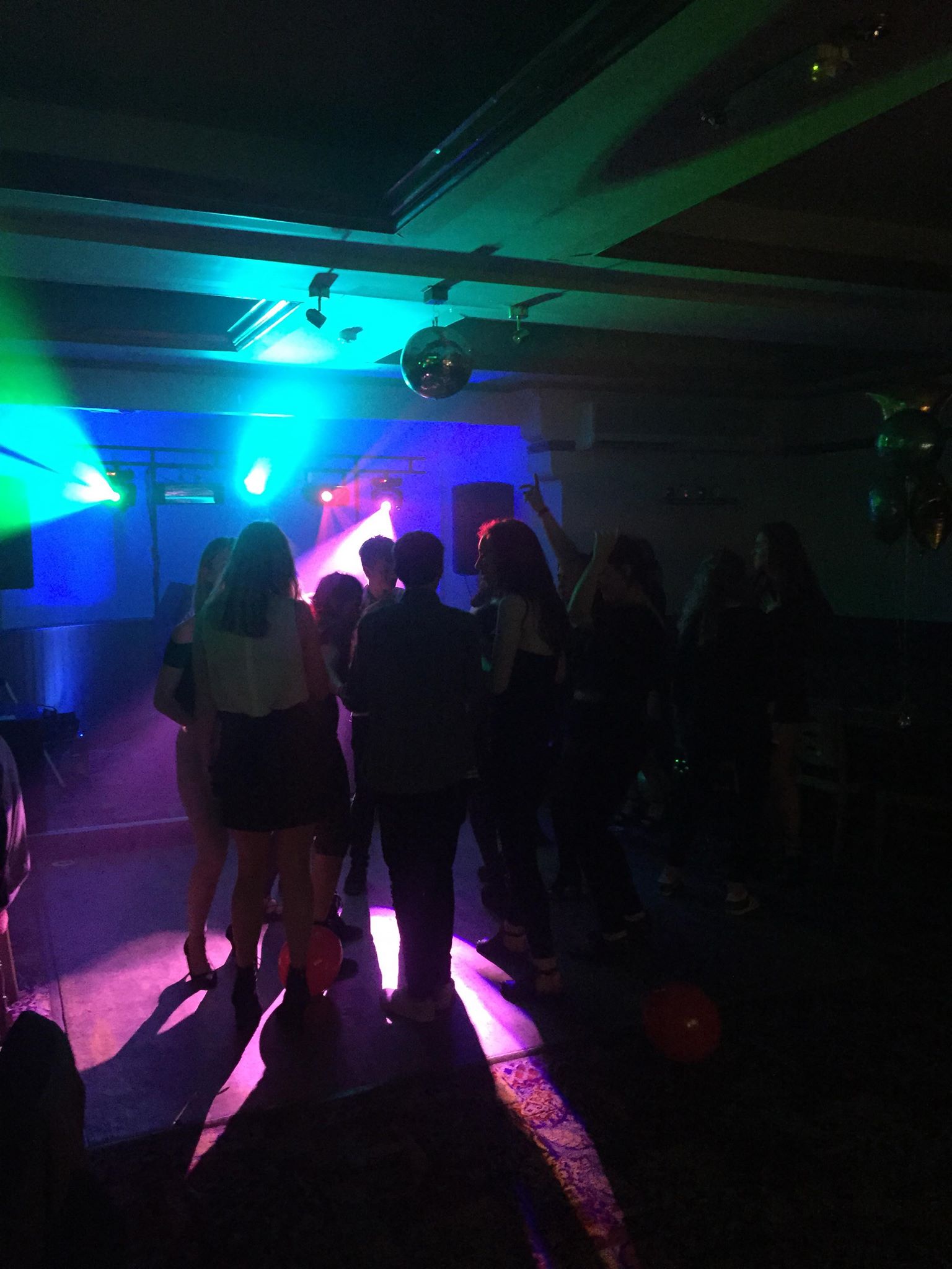 dj entertainment hire yorkshire