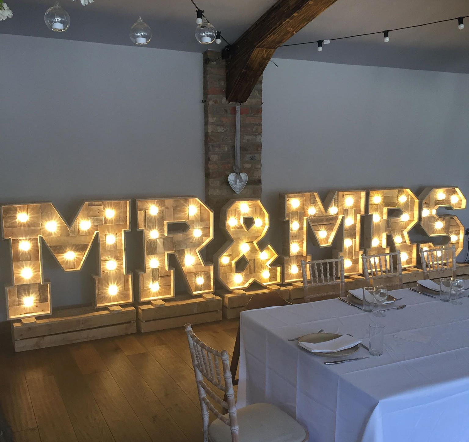 wooden rustic light up letter hire yorkshire